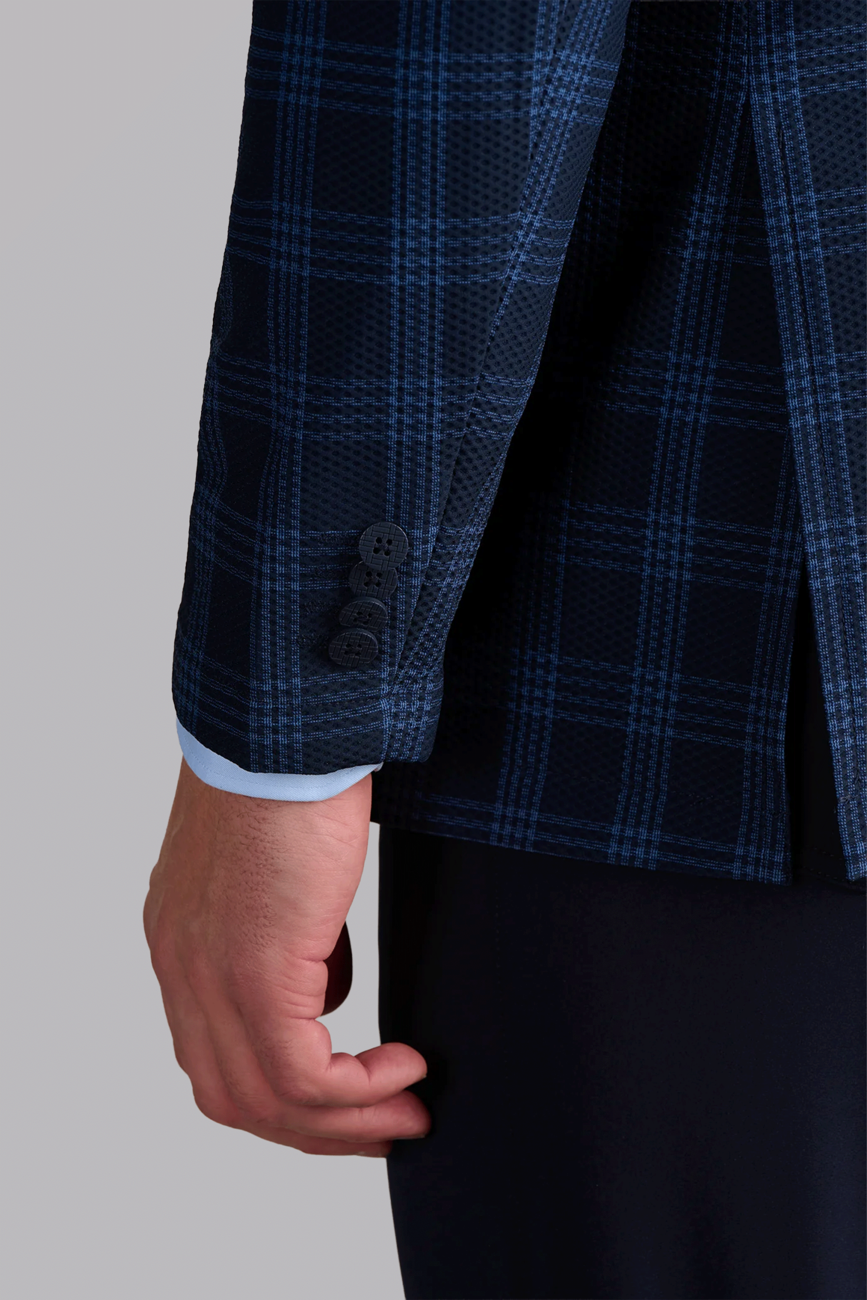 Air-Blazer_Navy-Blue-Plaid-Cuff.png