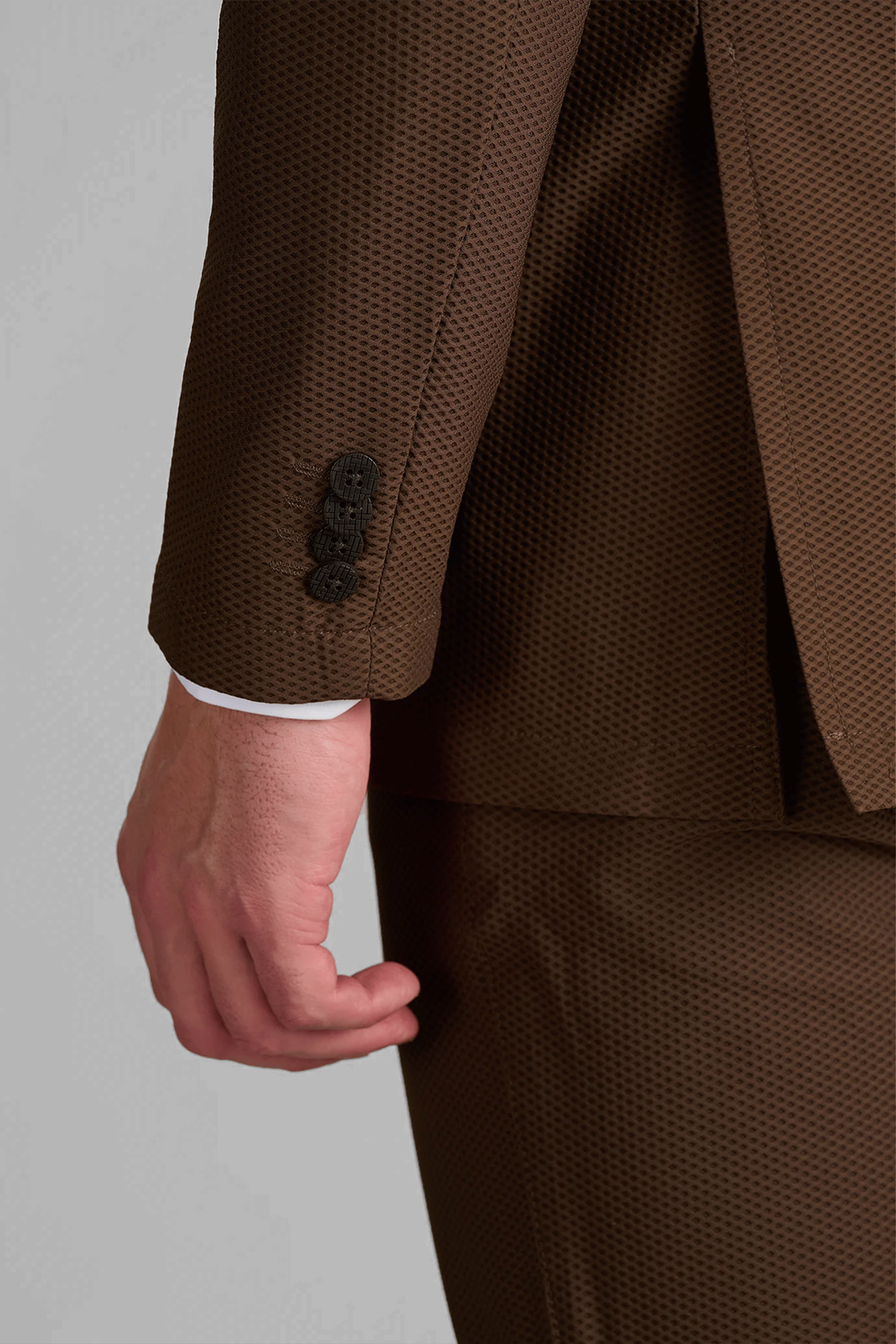 AirBlazer-Brown-Cuff.png