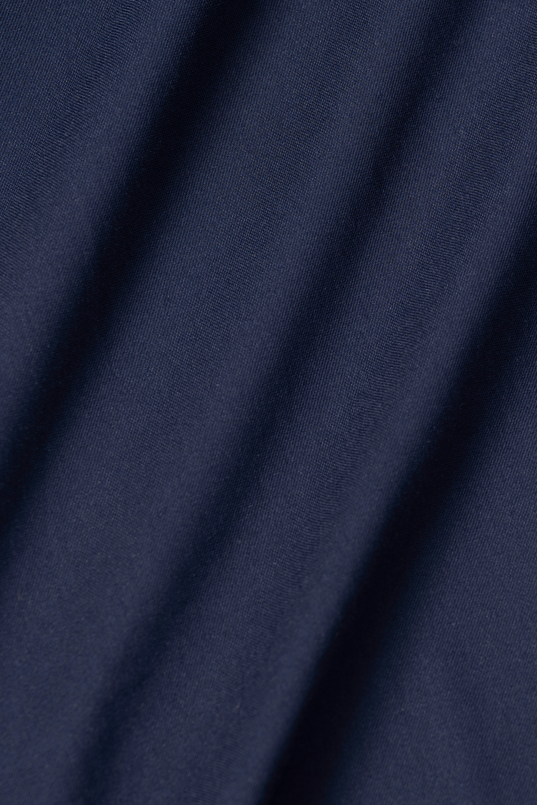 Leader-Navy-Fabric-25.1_6eded2e0-2941-4aa3-a7f2-40eb39e501f4.png