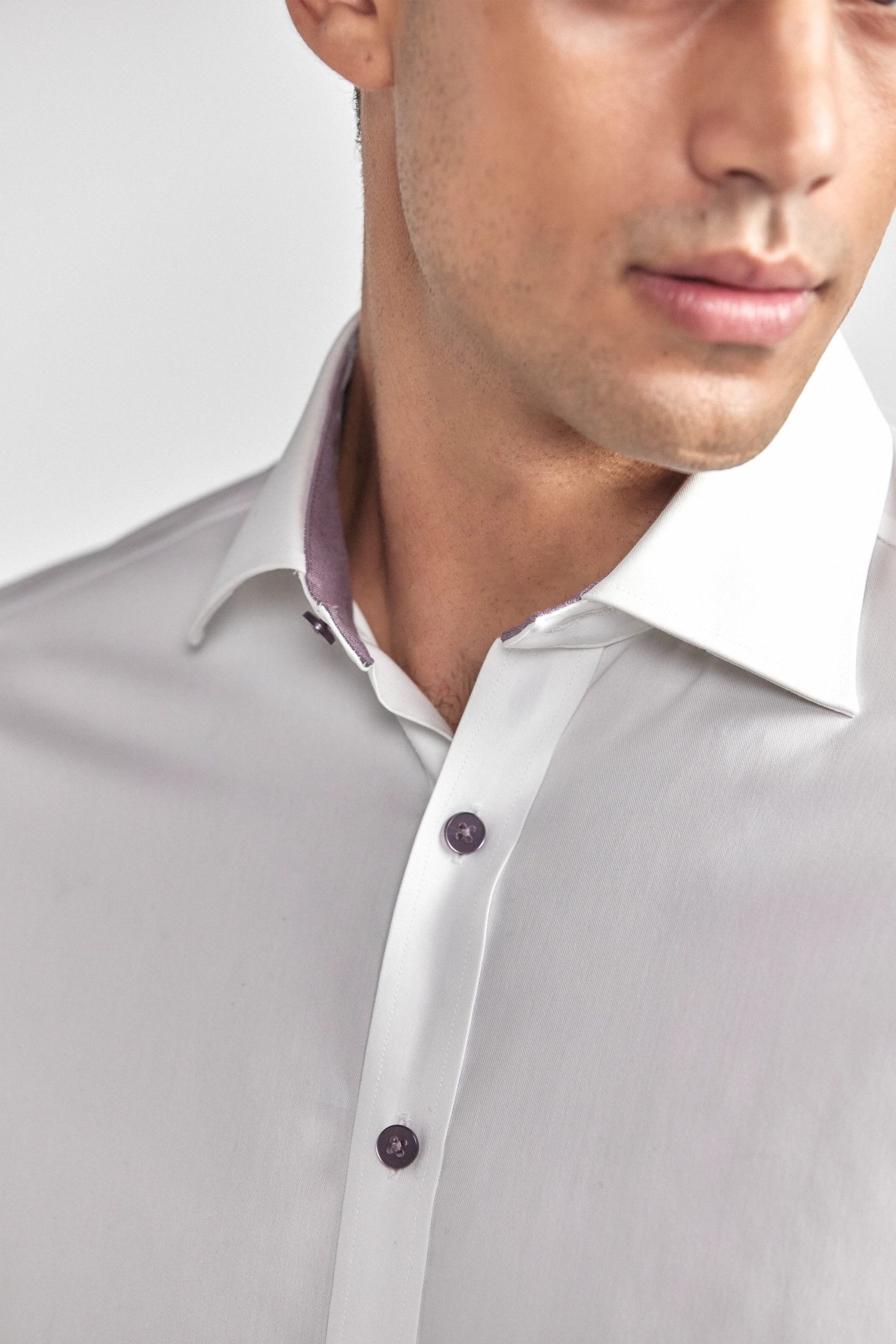 Leader-White-Purple-Buttons-Collar-26.1.jpg