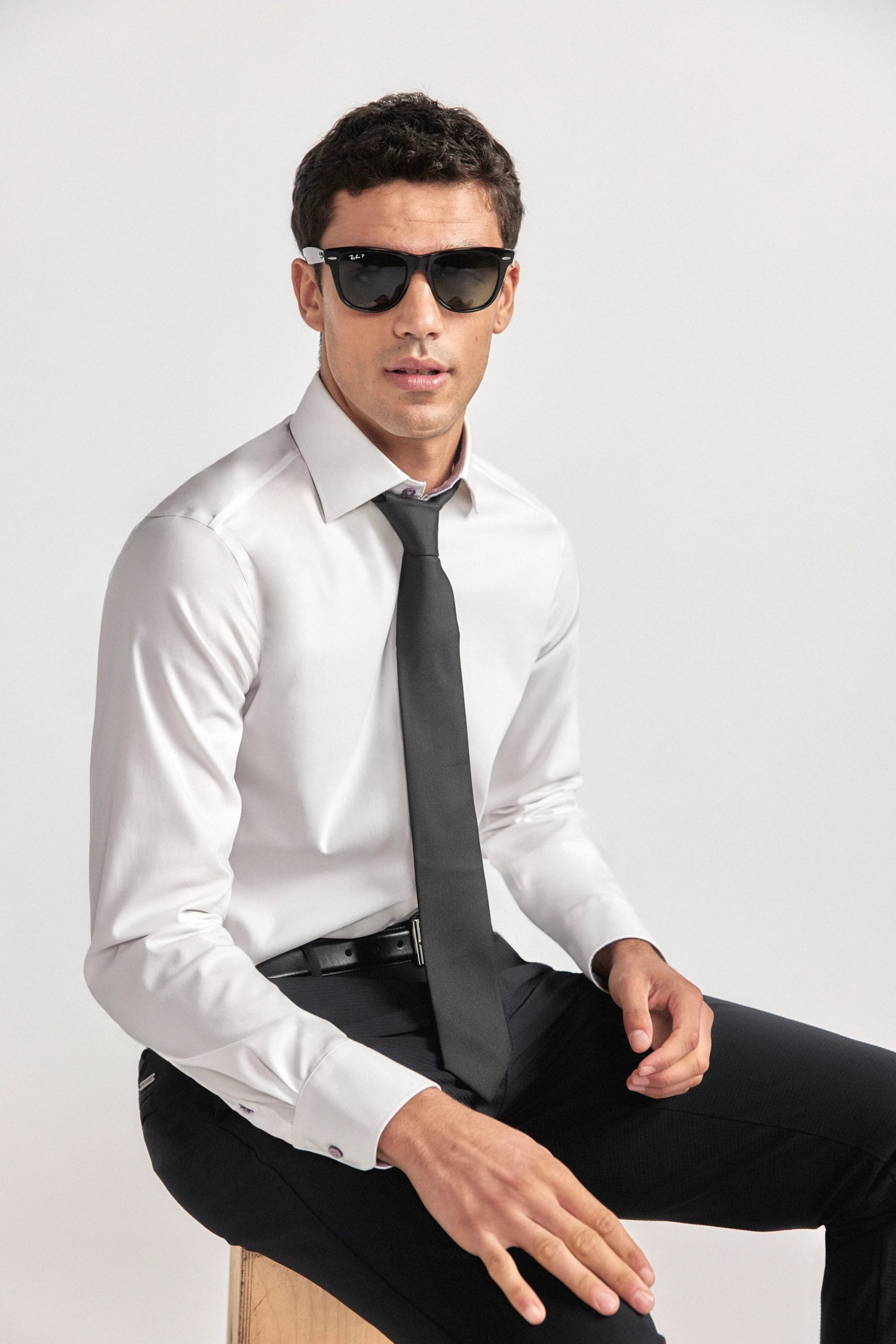 Leader-White-Purple-Buttons-SittingDown-26.1.jpg