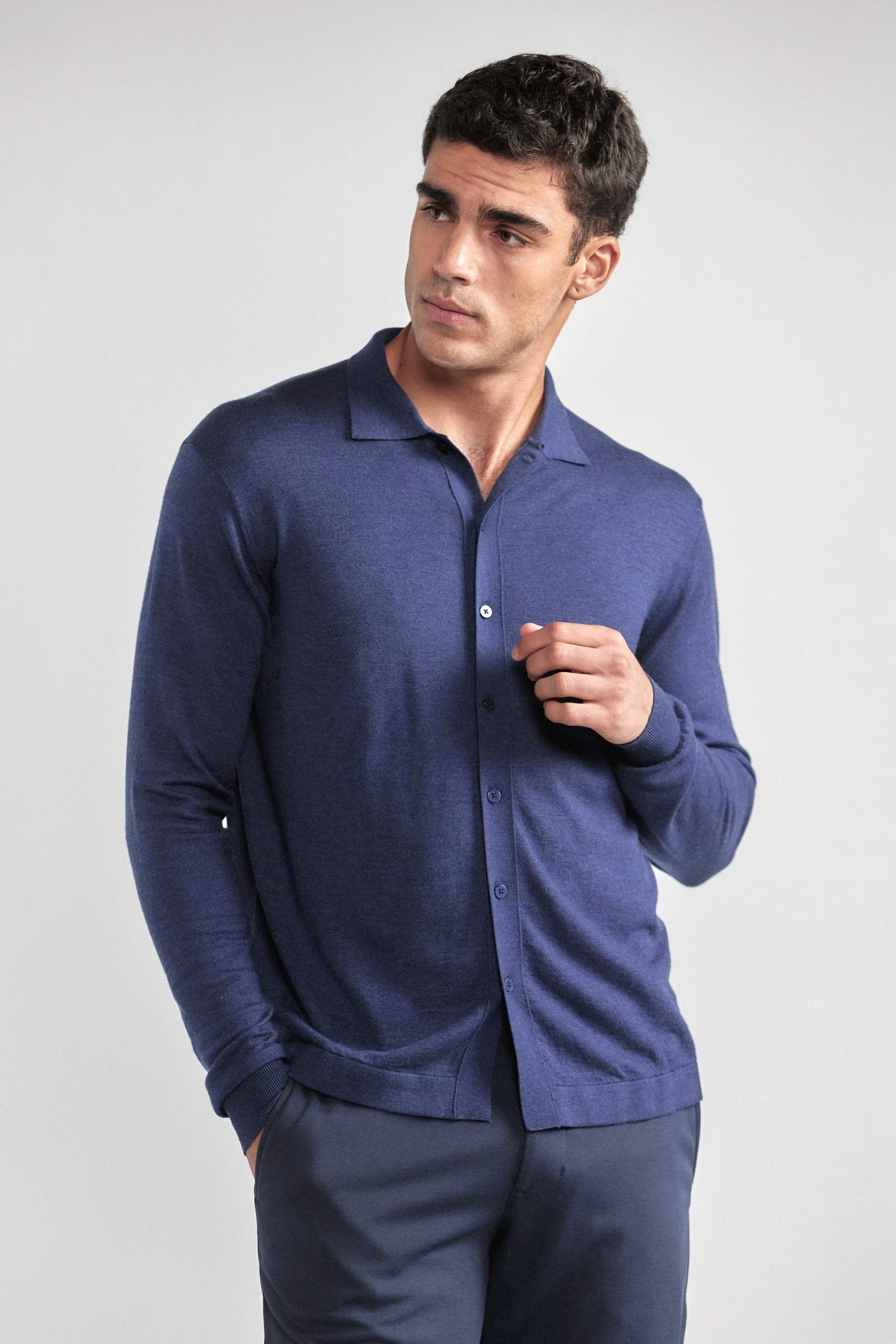 Lightweight-Cashmere-ButtonDown-Navy-Front-26.1.jpg