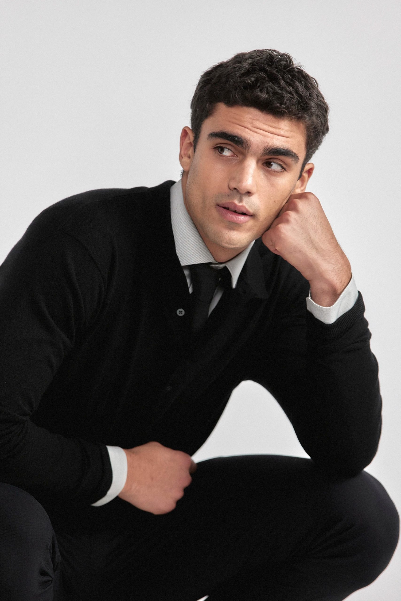 Lightweight-Cashmere-Polo-Black-Creative-26.1.jpg