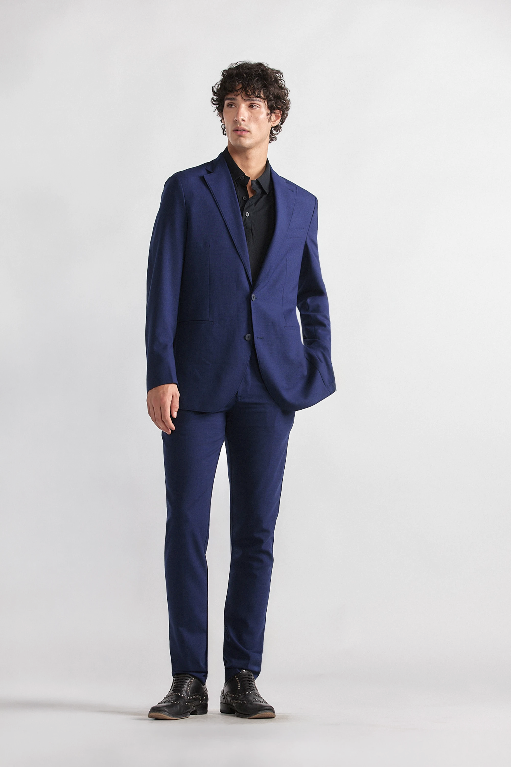Navy-Puppy-Wool-Suit-26.1_27812428-41b7-4aa0-90bb-8db3c794e5b4.png