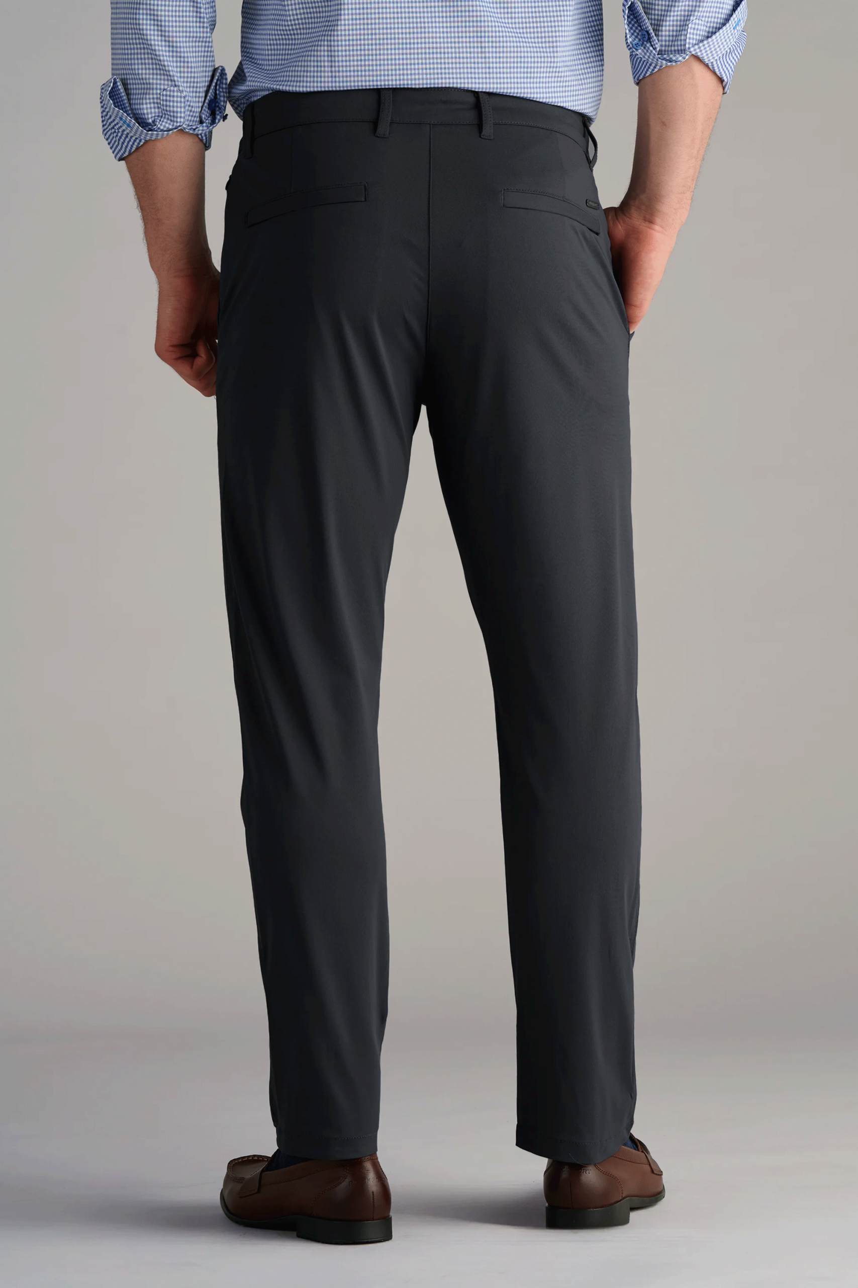 Performance-Pants-Charcoal-Back.png
