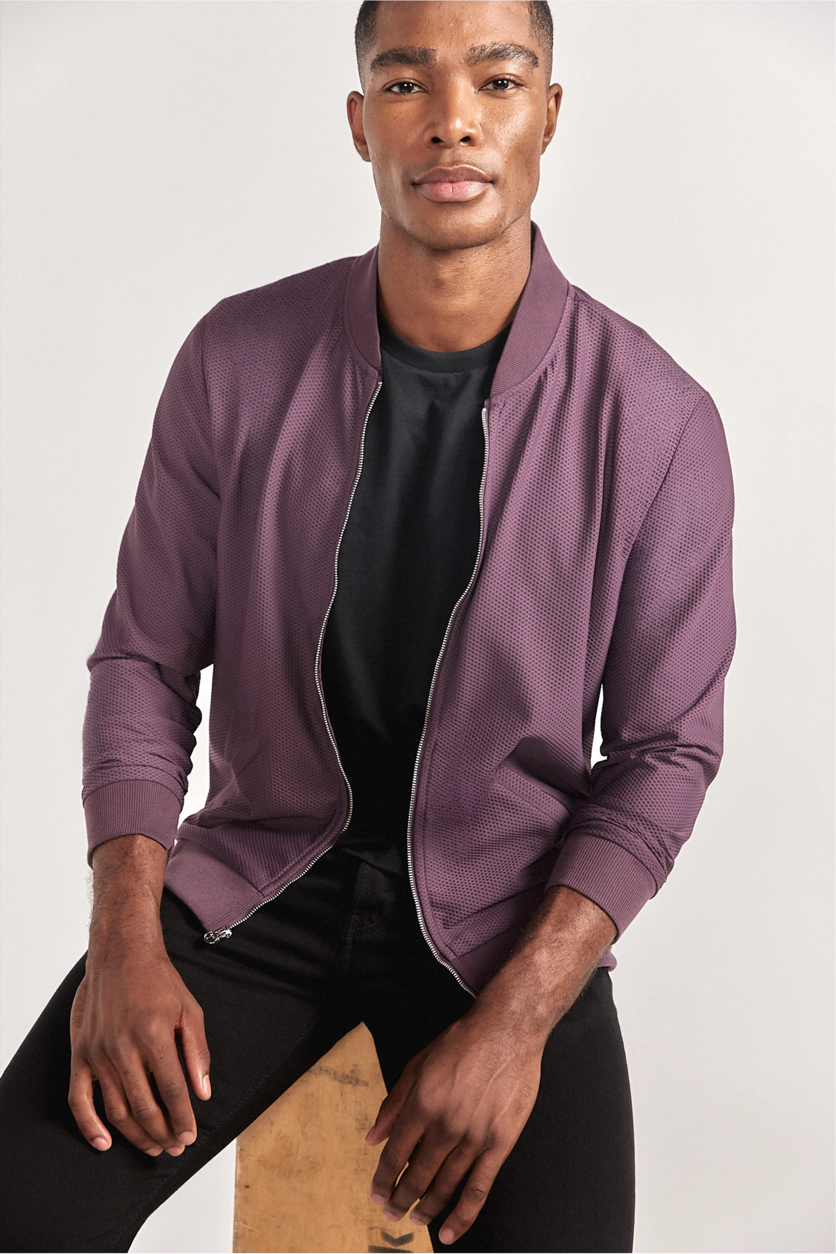T-AirBomber-Plum-Sitting-26.1.png