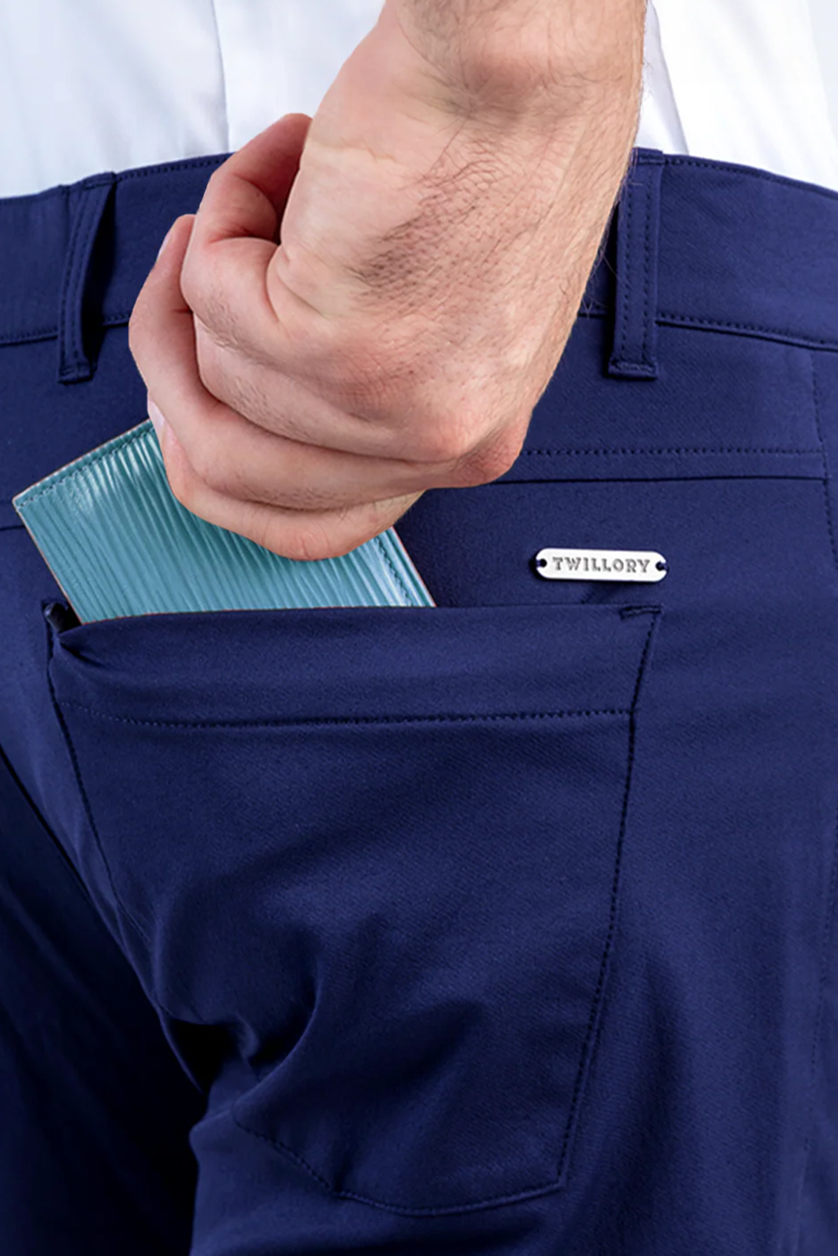 blue_PFP005_D_2025.png
