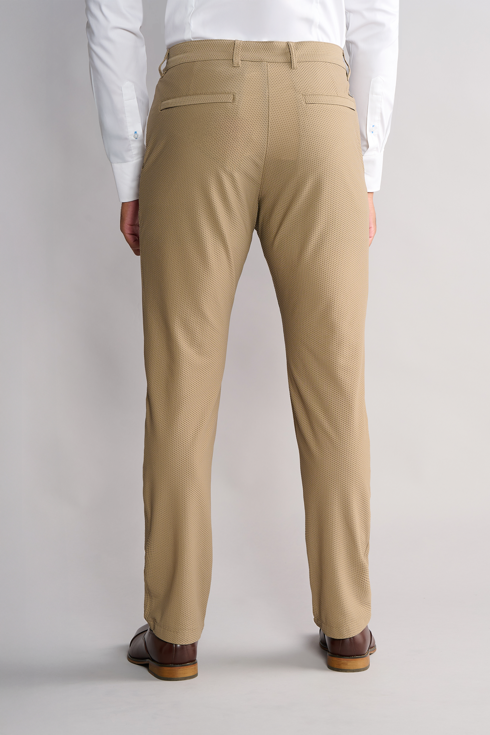 khaki_PCP034_R_2025.png