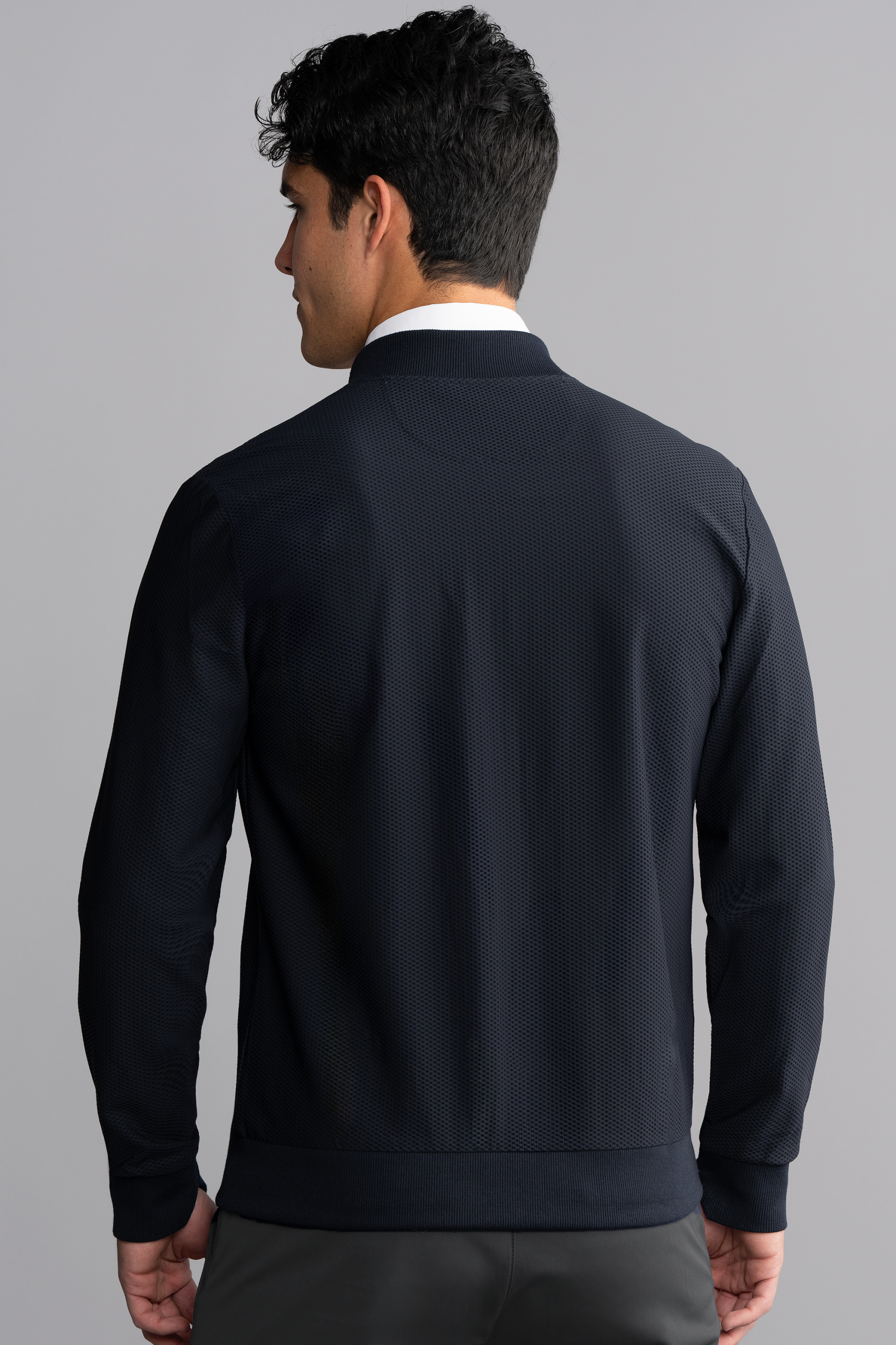 navy_MBJ006_R_2025.png