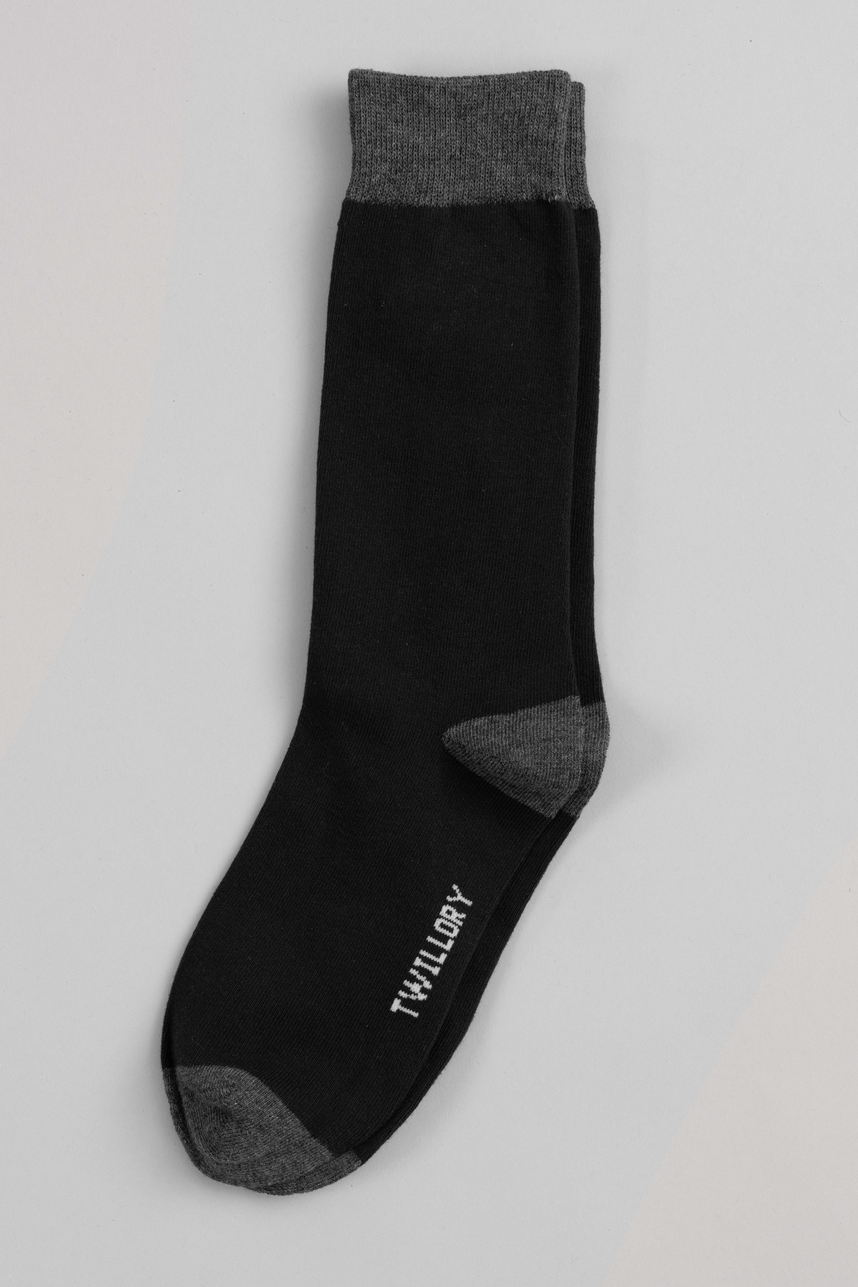 solid-black-sock-25.2.png